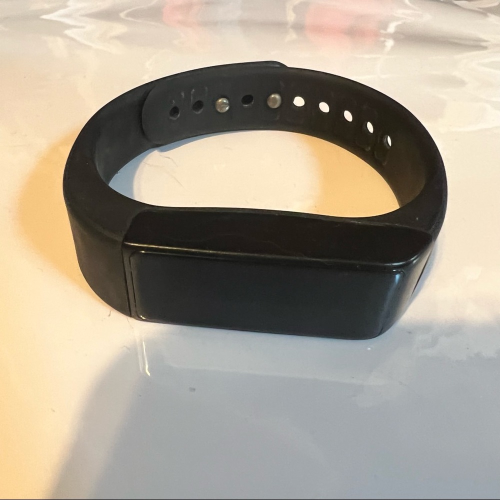 Fitbit - Picture 2 of 2